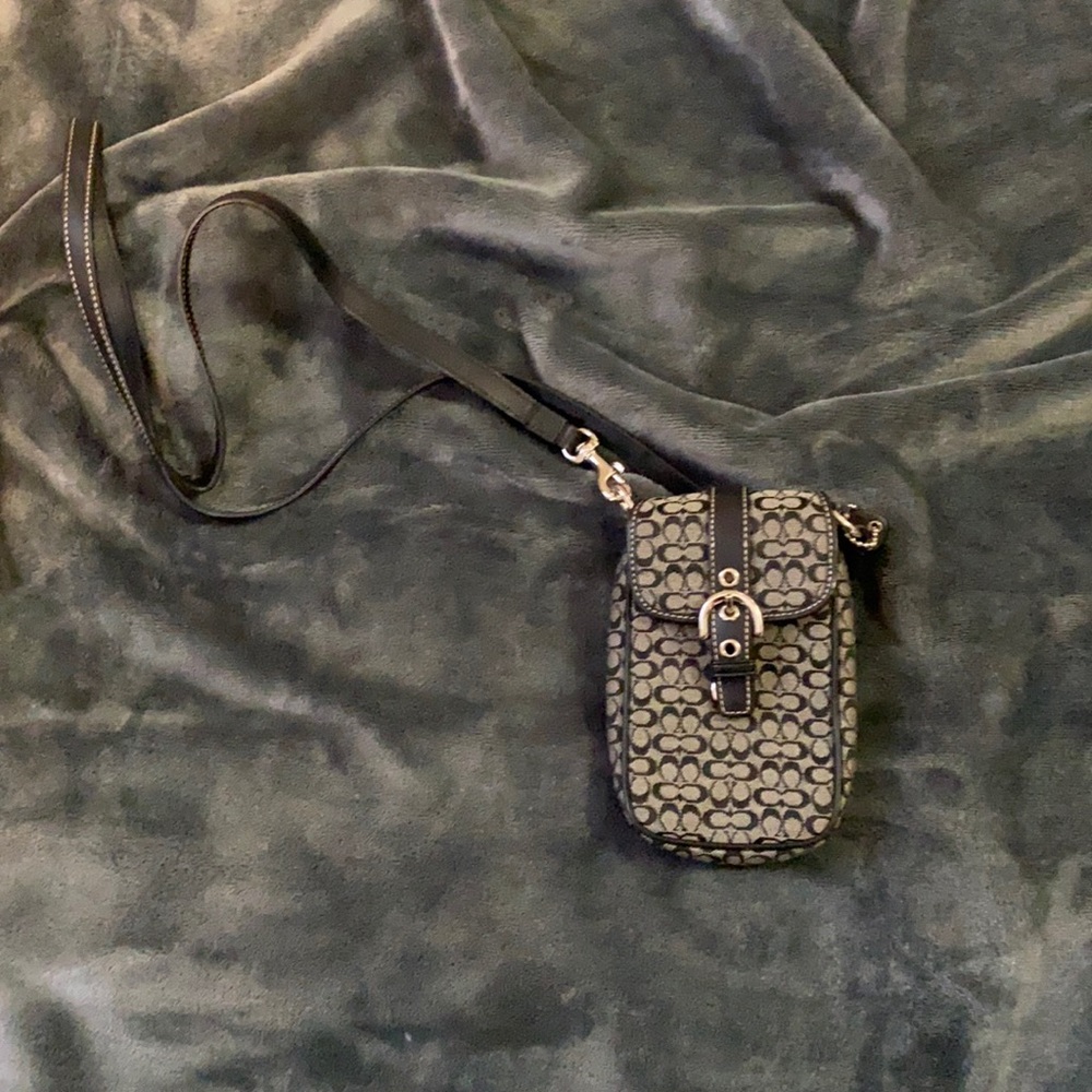 Cellphone purse